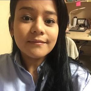 Meet your Posher, Manuela